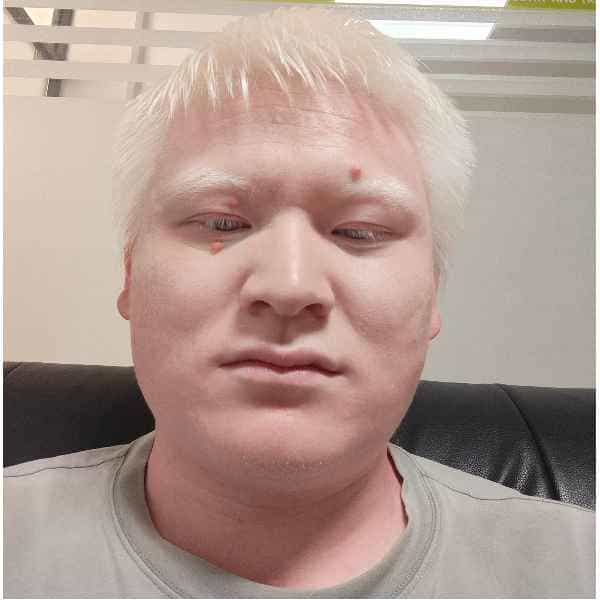 30岁岁安徽单身帅哥 - 十堰吉缘网