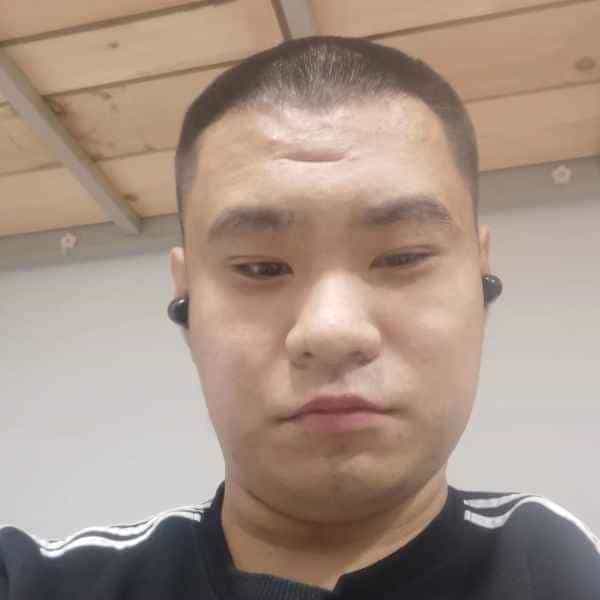 25岁岁山东单身帅哥 - 十堰吉缘网