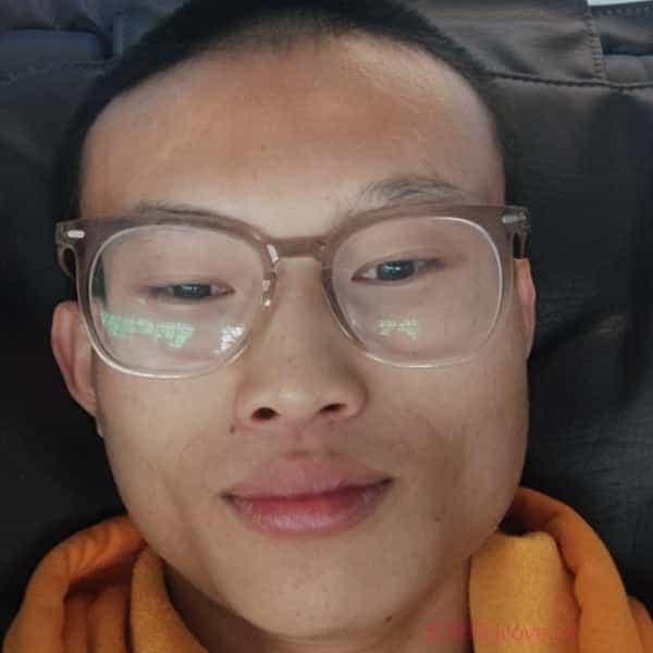 25岁岁四川单身帅哥 - 十堰吉缘网